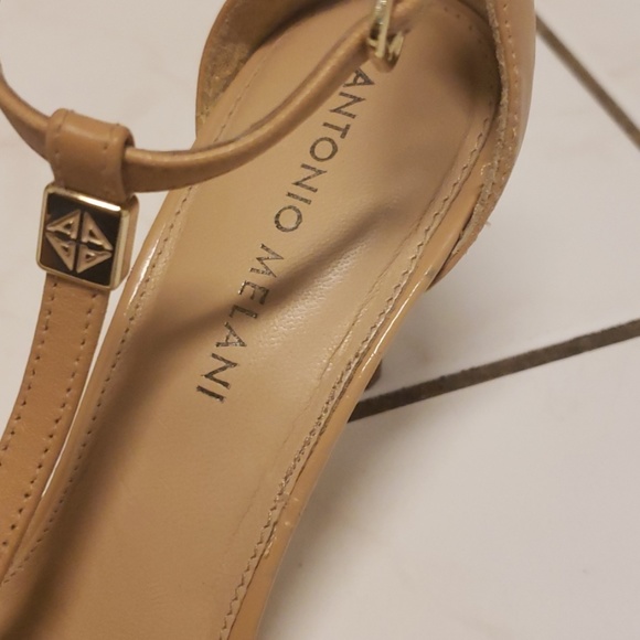 Antonio Melani Tan Heels - Picture 7 of 7